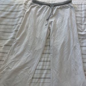 Women’s White Cropped Sweatpants